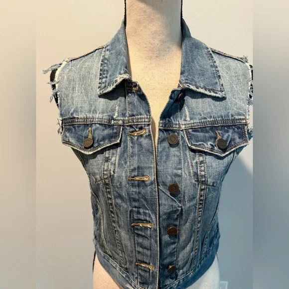 Pistola Denim Distressed Button Up Jean Vest Women’s size Small Pockets - Picture 2 of 8